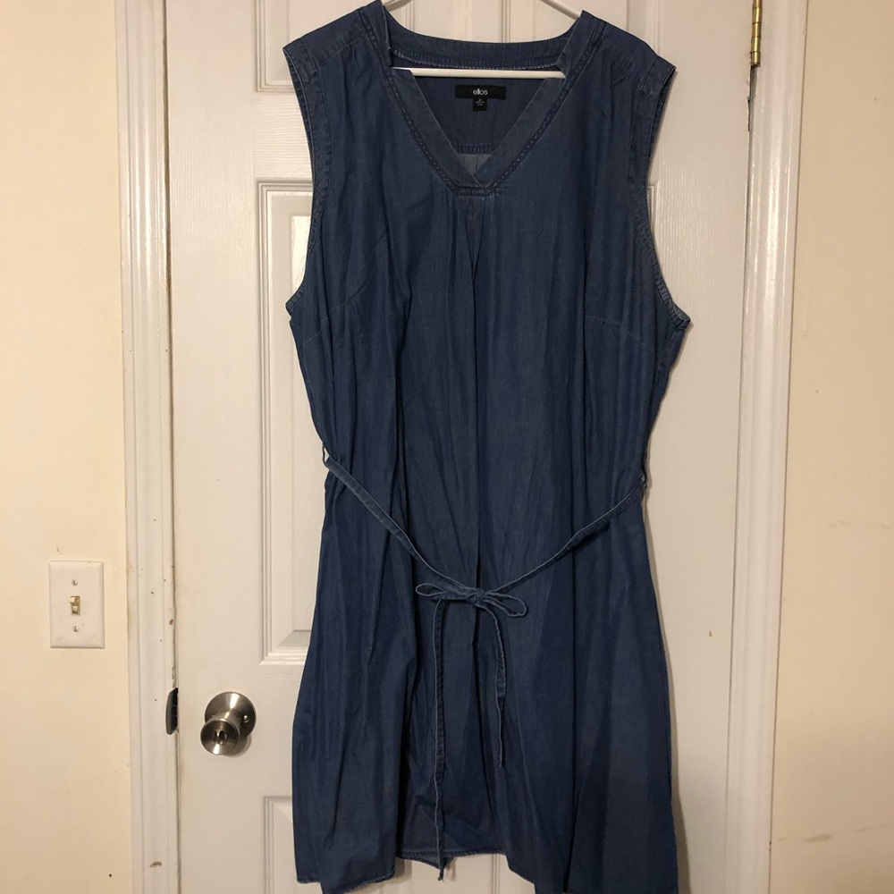 Chambray sleeveless dress Size 28 by Ellios